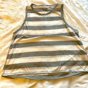 CALVIN KLEIN PERFORMANCE crop stripe workout TANK 🤍🤍